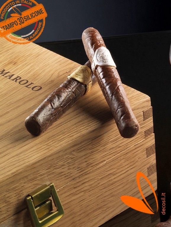 Cigar moule