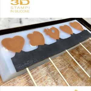 Coeurs d'Amour moule á sucette decoStick