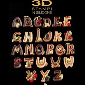 Moule Alphabet lettres majuscules décorées avec des fruits