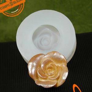 Moule Rose taille moyenne